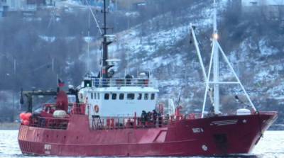 В Баренцевом море затонуло судно, экипаж ищут спасатели
