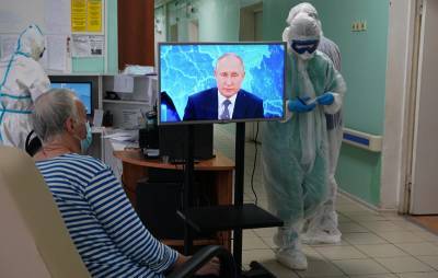 Песков рассказал, почему Путин до сих пор не привился от COVID-19