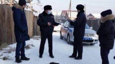 Пострадавшую от собак жительницу Бурятии доставят спецбортом в Москву