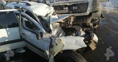 Три человека погибли в ДТП с грузовиком в Саратовской области