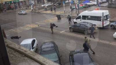 В российском Грозном неизвестные стреляли в людей на улице: что известно – фото видео