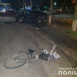 В Веселовском районе пьяный водитель ВАЗа насмерть сбил велосипедистку. Фото