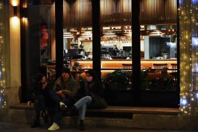 Кафе и ресторанам Мордовии до 30 декабря разрешили работать до полуночи