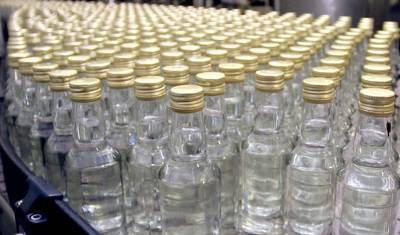 «Кто больше»: в Туве объявили конкурс по изъятию поддельного алкоголя
