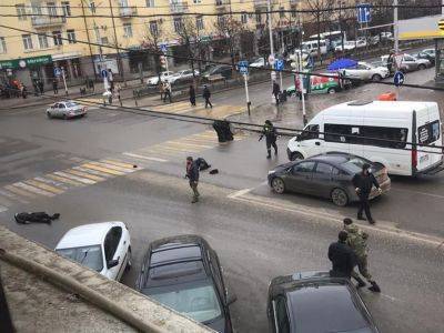 Двое полицейских погибли в перестрелке в центре Грозного