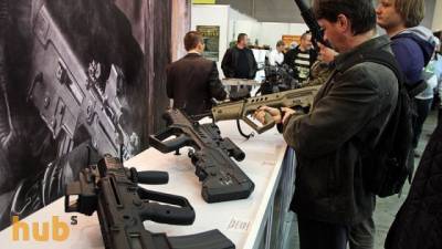 СНБО предлагает раздать украинцам оружие