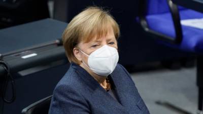 Меркель провалила вакцинацию: Германии грозит ужесточение локдауна
