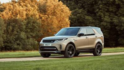 Land Rover назвала цены на обновленный Discovery для России