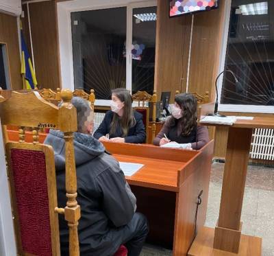 В Харькове судят педофила, который развращал 11-летнюю девочку