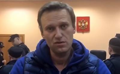 ФСИН пригрозила Навальному заменой условного срока на реальный. От него требуют явки