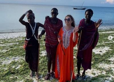 Беспомощная белая женщина: Наташа Королёва и ее хижина без удобств в Танзании