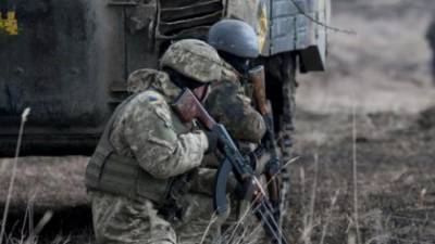 Оккупанты 13 раз в сутки нарушали "перемирие" на Донбассе, один украинский военнослужащий ранен