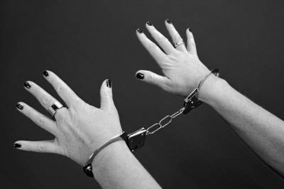Жительница Тюмени пыталась продать в Москве дочь в сексуальное рабство