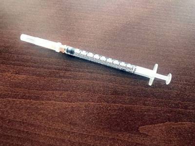Пожилым немцам по ошибке ввели пятикратную дозу вакцины