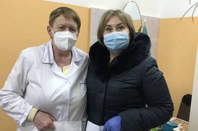 Ольга Васильева привезла подарки ярцевским врачам