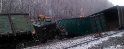 В Забайкалье в результате железнодорожной аварии с рельс сошли 29 вагонов