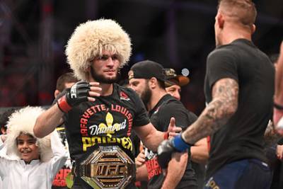 Нурмагомедов назвал способных забрать у него чемпионский пояс UFC бойцов