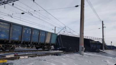 Движение поездов в Забайкалье восстановили после схода 29 вагонов