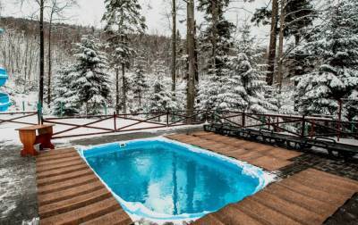 Снежные Карпаты и спа-отдых: лучшие курорты Украины для зимнего отпуска
