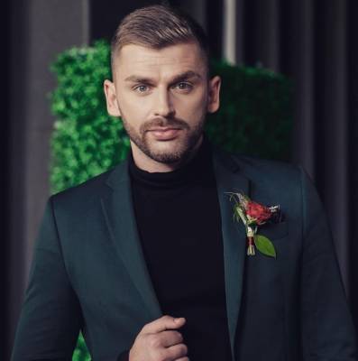 Полуфиналист «Холостячки» Андрей Рыбак показал свою сексуальную подругу