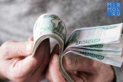 Дагестанцы стали больше платить онлайн и меньше снимать денег в банкоматах