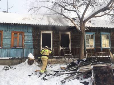 Жертвами пожара в жилом доме в Новосибирске стали трое детей