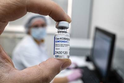 В Аргентине стартовала вакцинация российским препаратом "Спутник V"