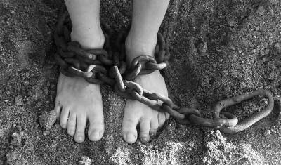 Тюменка продала свою дочь в сексуальное рабство за 1 миллион рублей