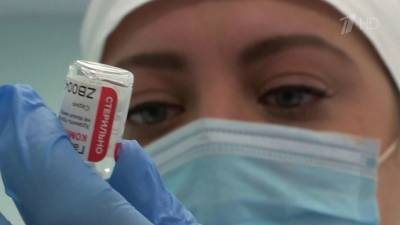 В российские регионы активно поставляют уже две вакцины от коронавируса