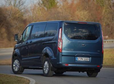 Микроавтобус Ford Tourneo Custom ушел с российского рынка