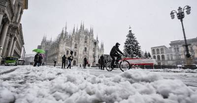 Север Италии засыпало снегом