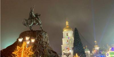 Из центра на Подол. Как выглядит новогодний маршрут по Киеву — видео
