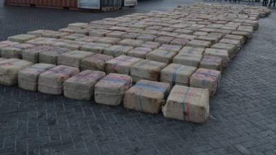 Россия и США пресекли поставки 330 кг кокаина из Южной Америки