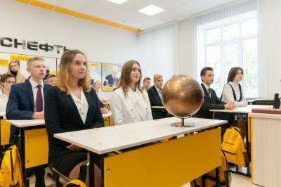 Более 100 учеников «Роснефть-классов» прошли в супер-финал образовательной программы «Роснефти» и «Сириуса»