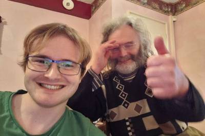 Житель Великобритании нашел отца после 11 лет разлуки по одной фотографии - m24.ru - Англия - Ливерпуль