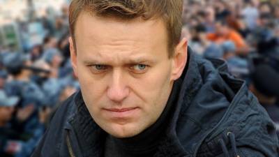 Кремль прокомментировал возможное возвращение Навального в Россию