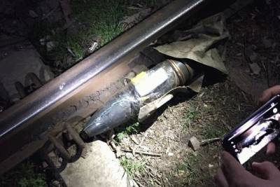 Боец ВСУ пытался взорвать военный госпиталь и железную дорогу в зоне ООС