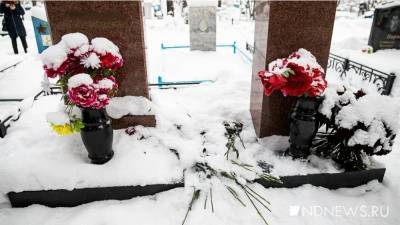 В Пензе гроб везли на санках по кладбищу из-за нерасчищенного снега
