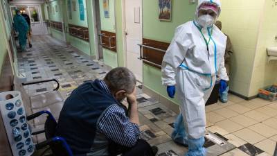 Более 1 млн россиян находятся под наблюдением из-за контактов с больными COVID-19