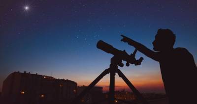 Москвичи смогут увидеть звездопад и сближение Солнца с Землей в январе