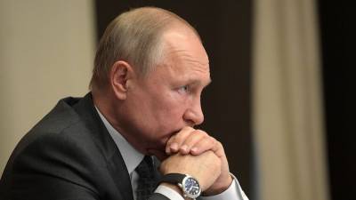 Путин поддержал идею индексации пособий работающим пенсионерам