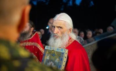 Сторонники бывшего схиигумена Сергия не пустили представителей екатеринбургской епархии в Среднеуральский монастырь