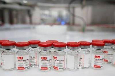 Белоруссия начала вакцинацию населения от коронавируса российским "Спутником V"