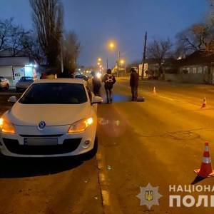 В Запорожской области водитель «Рено» сбил мужчину, который лежал на проезжей части. Фото