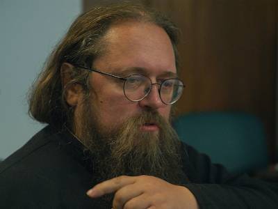 «Под ударом окажутся многие православные проповедники»: Кураев вступился за экс-схимонаха Сергия