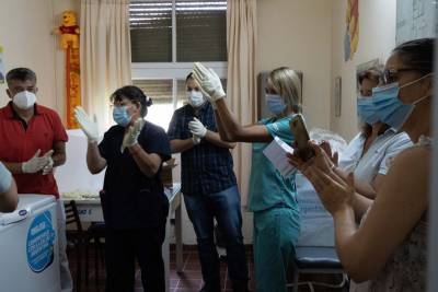 Голикова оценила вакцинацию "Спутником V" в Аргентине