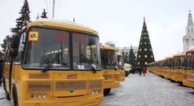 В Чувашии детей начнут возить в садик на специальных автобусах