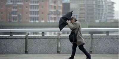 В Киеве ухудшится погода: до конца суток ожидается сильный ветер