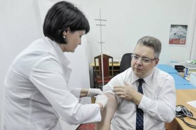 Губернатор Ставрополья сделал прививку от коронавируса