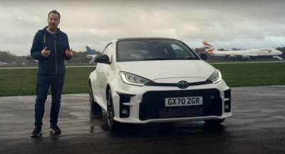 Новенькую Toyota GR Yaris 2021 года испытал легендарный ведущий их Top Gear, видео